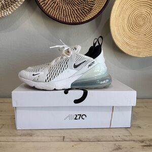 Nike Air 270 - Lite Wear